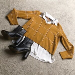 JONES & CO/“ PREPPY”V-NECK w SATIN BLOUSE ATTACHED/NEW